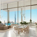 One-bedroom residence with city panorama